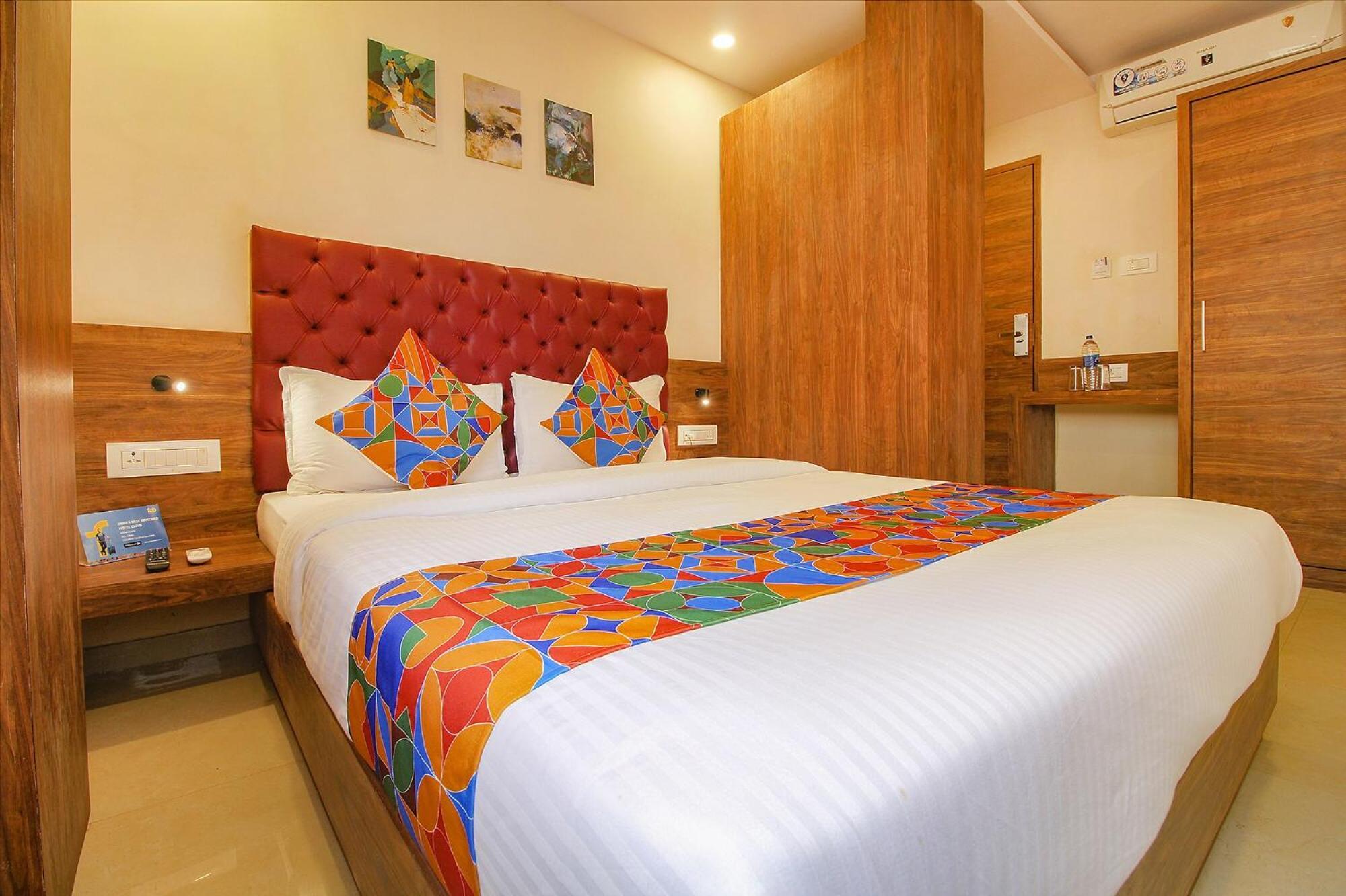 Fabhotel Peninsula - Nr Csmt Station Wisma tamu *